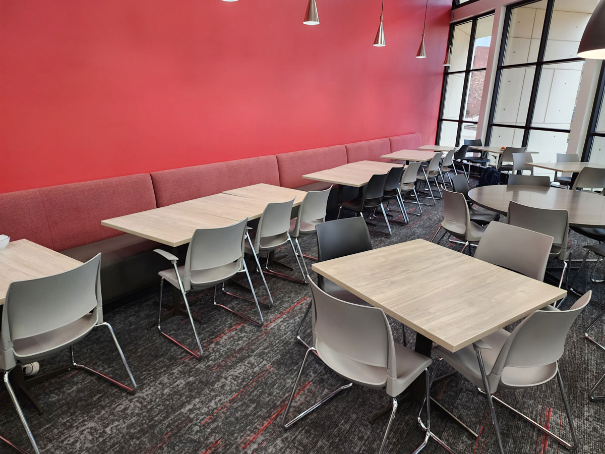 Renovation of Illinois State University's Waterson Dining Hall for a Comfortable Student Experience 6